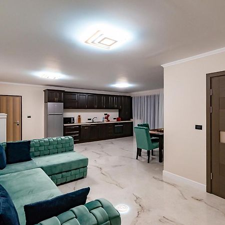Moky Rezident Apartment Arad Exterior photo