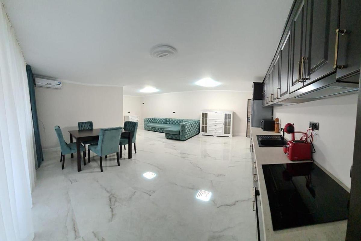 Moky Rezident Apartment Arad Exterior photo